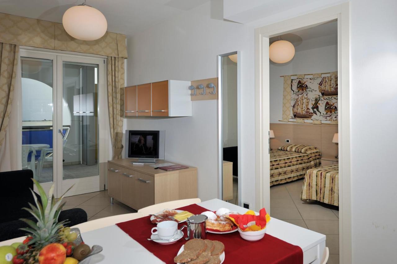 Ashanti Aparthotel Wellness&Spa Bibione Habitación foto